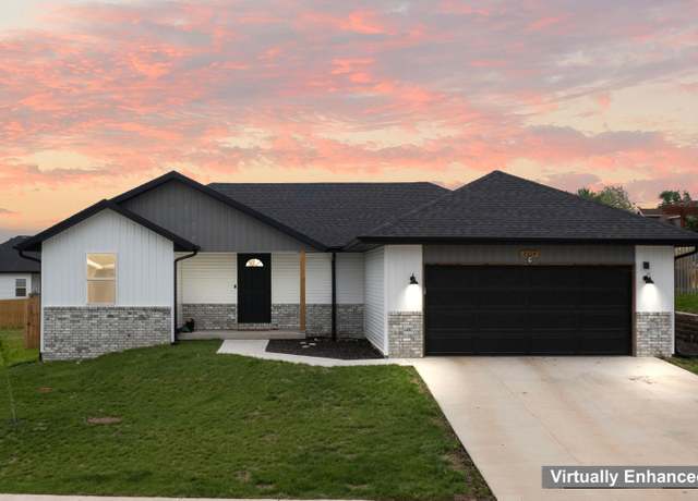 Property at 2114 N 25th St, Ozark, MO 65721, 3 beds, 2 baths