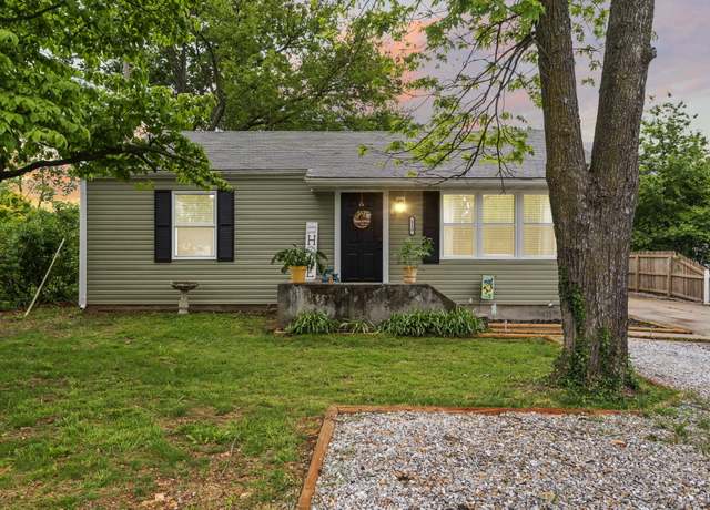 Property at 210 N Scenic Ave, Springfield, MO 65802, 4 beds, 2 baths