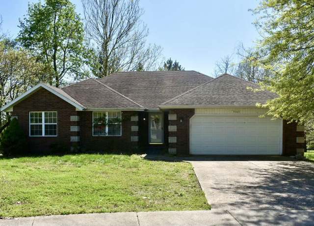 Property at 3563 N Del-lu Dr, Springfield, MO 65803, 3 beds, 2 baths