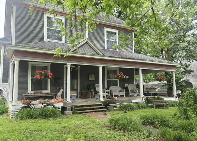 Property at 106 N Main Street St, Greenfield, MO 65661, 5 beds, 2 baths