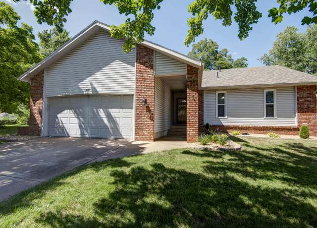 Property at 1643 W Mcgee St, Springfield, MO 65807, 4 beds, 3 baths