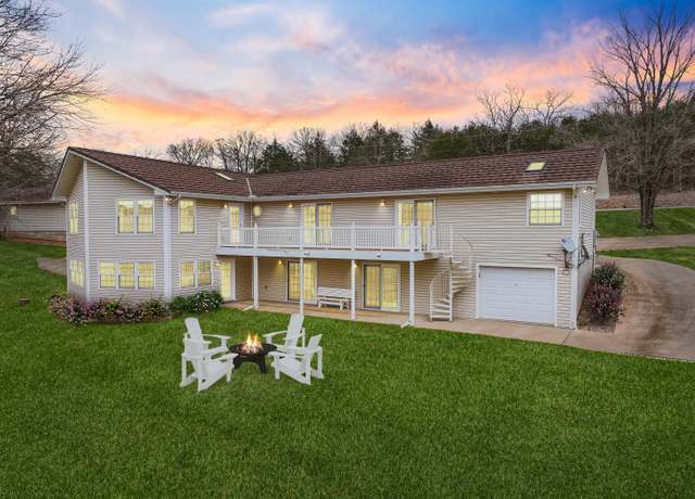 Property at 26071 S Royal Point Dr, Shell Knob, MO 65747, 4 beds, 3 baths