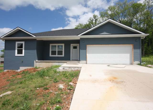 Property at 404 Jeanne St, Mt Vernon, MO 65712, 3 beds, 2 baths