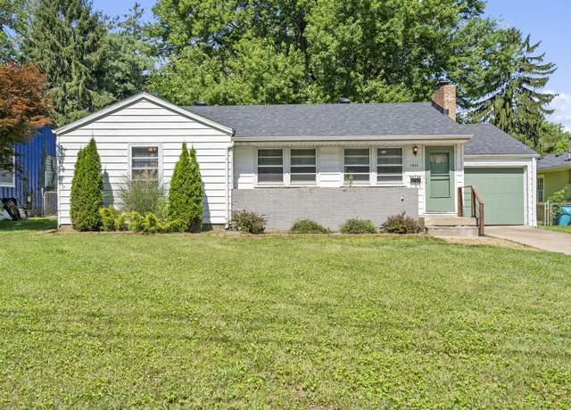Property at 1547 S Kickapoo Ave, Springfield, MO 65804, 3 beds, 1 bath