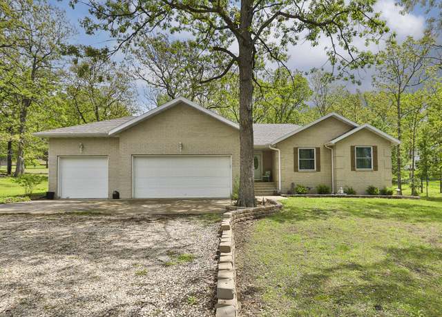 Property at 1730 N Pine St, Marshfield, MO 65706, 3 beds, 2 baths