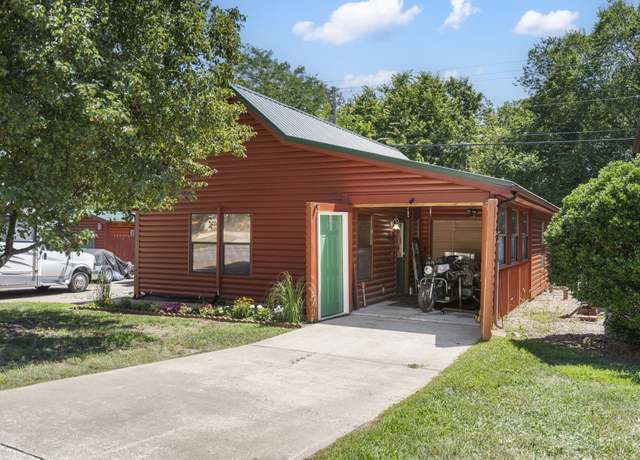 Property at 121 Bears Paw Way, Hollister, MO 65672, 3 beds, 1.5 baths