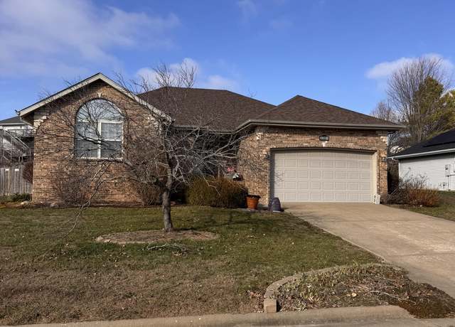 Property at 3301 N 28th St, Ozark, MO 65721, 3 beds, 2 baths