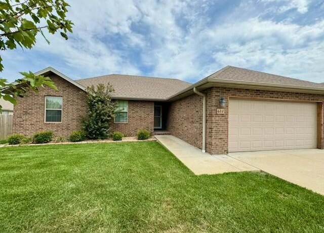 Property at 692 N Galileo Dr, Nixa, MO 65714, 3 beds, 1 bath