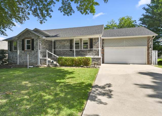 Property at 111 E Yorkshire St, Nixa, MO 65714, 5 beds, 3 baths