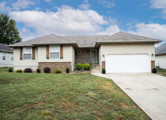 Property at 1597 S Aspen Ave, Springfield, MO 65807, 3 beds, 2 baths