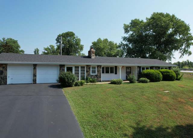 Property at 117 Martha St, Ozark, MO 65721, 3 beds, 2 baths