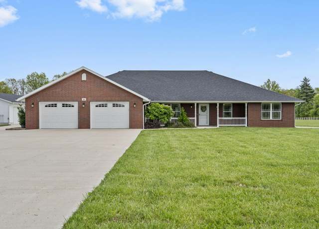 Property at 46 Southern Hills Ln, Marshfield, MO 65706, 3 beds, 2 baths