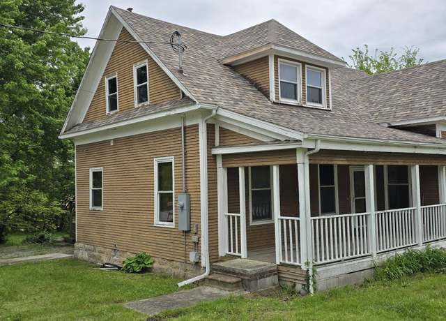 Property at 502 S Maple St, Buffalo, MO 65622, 2 beds, 2 baths