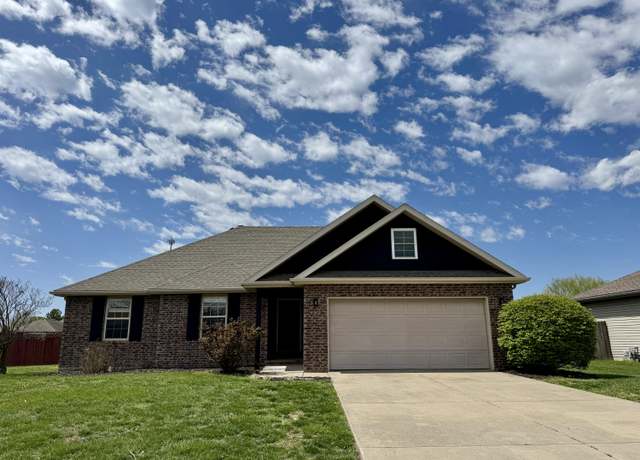 Property at 523 Loblolly Ave, Rogersville, MO 65742, 4 beds, 2 baths