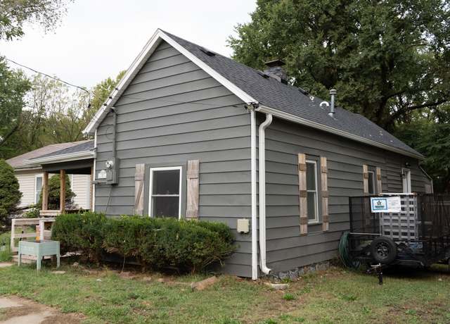 Property at 913 E Garfield St, Springfield, MO 65803, 1 bed, 1 bath
