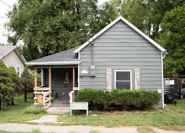 Property at 913 E Garfield St, Springfield, MO 65803, 1 bed, 1 bath