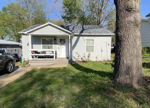 Property at 824 N Utah, West Plains, MO 65775, 3 beds, 1 bath
