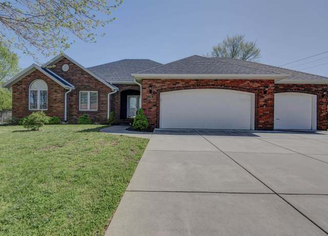 Property at 726 Osage Dr, Nixa, MO 65714, 3 beds, 2 baths