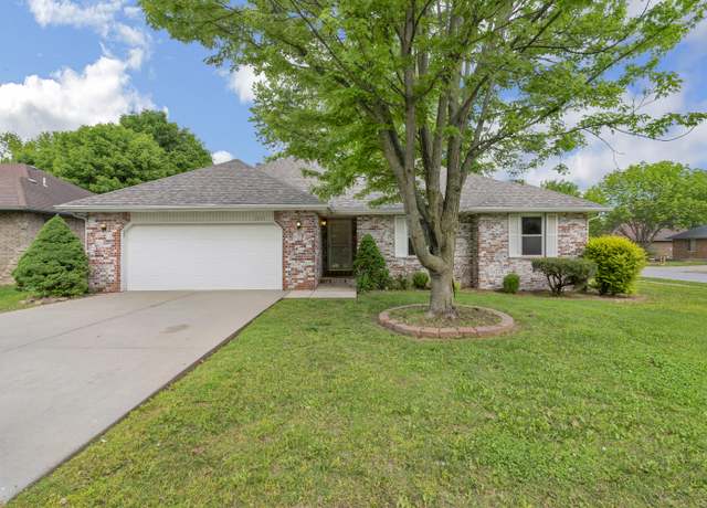 Property at 3563 S Western Ave, Springfield, MO 65807, 3 beds, 2 baths