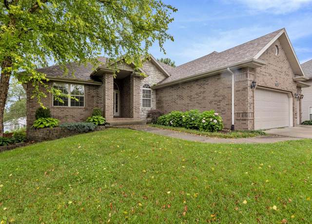 Property at 4972 E Cherry Cir, Springfield, MO 65809, 5 beds, 3 baths