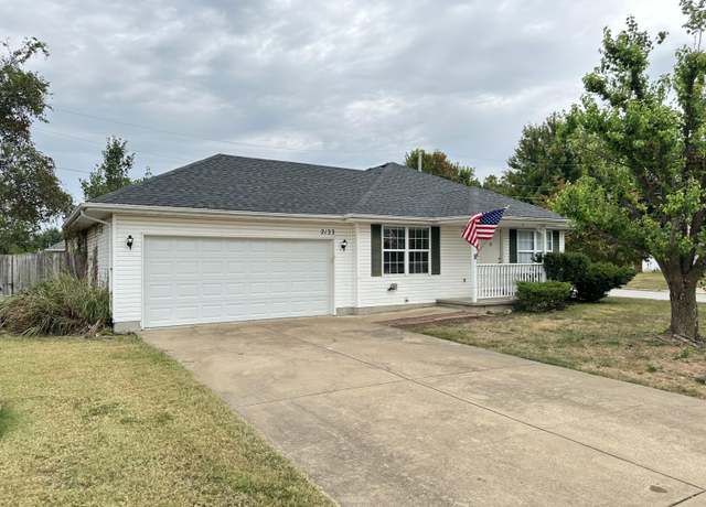 Property at 2133 E Ritter St, Republic, MO 65738, 3 beds, 2 baths