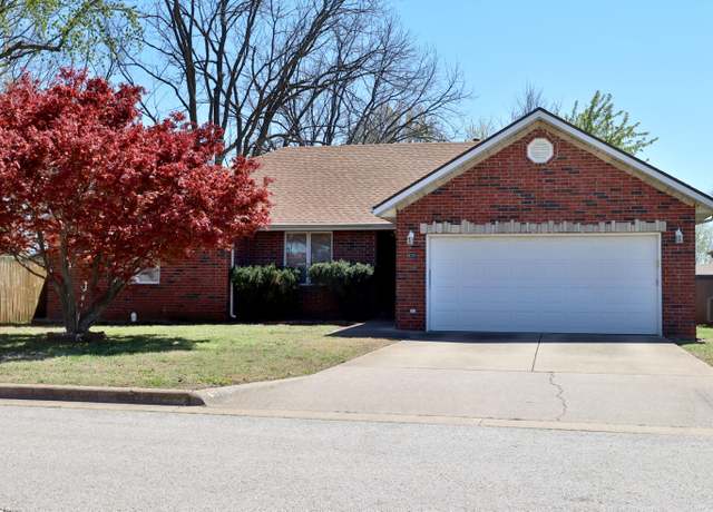 Property at 820 W Cypress St, Springfield, MO 65807, 3 beds, 2 baths