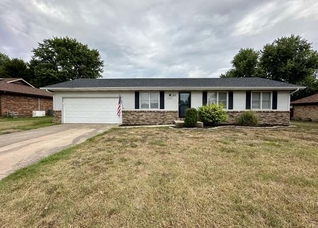 Property at 213 E Halsey St, Republic, MO 65738, 3 beds, 2 baths
