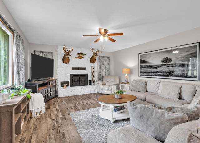 Property at 21397 Howell Rd, Mountain View, MO 65548, 4 beds, 4 baths