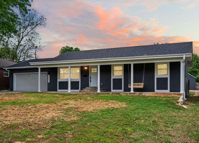Property at 3203 W Crestview St, Springfield, MO 65807, 4 beds, 2 baths