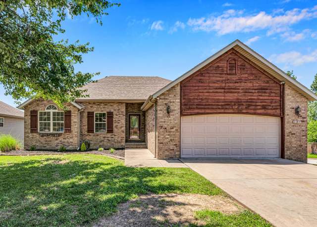 Property at 639 N Althea Ave, Nixa, MO 65714, 4 beds, 3 baths