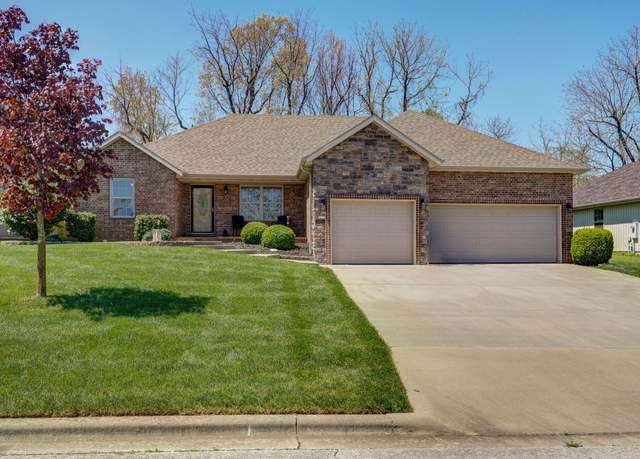 Property at 1421 N Vintage Ave, Republic, MO 65738, 4 beds, 2 baths