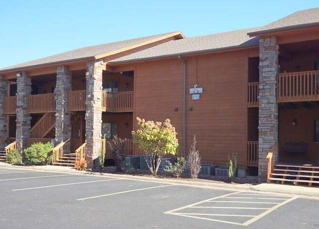 Property at 189 Avondale Dr #10, Branson, MO 65616, 2 beds, 2 baths