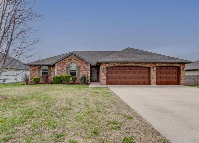 Property at 4346 W 1st St, Battlefield, MO 65619, 4 beds, 2 baths