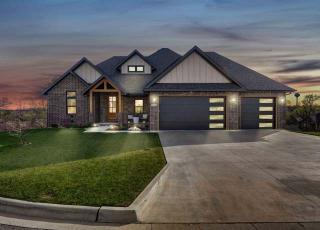 Property at 204 N Blarney Ct, Nixa, MO 65714, 5 beds, 3.5 baths