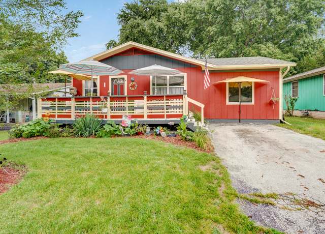 Property at 1648 N Yates Ave, Springfield, MO 65803, 3 beds, 1 bath
