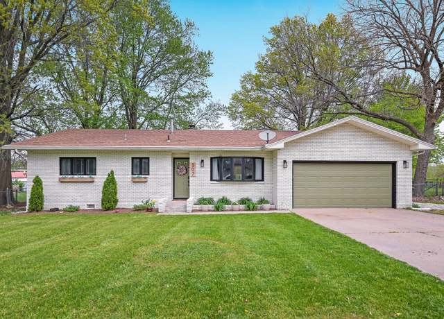 Property at 107 E Chrysler Ave, Clever, MO 65631, 3 beds, 2 baths