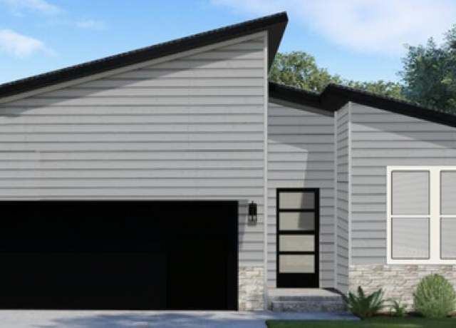 Property at 3915 E Fieldcrest Ct, Brookline, MO 65619, 5 beds, 3 baths