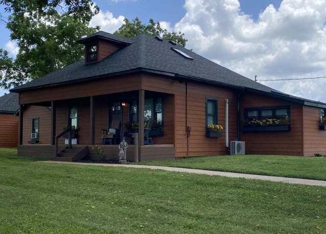 Property at 3990 Us-160, Walnut Shade, MO 65771, 2 beds, 2.5 baths