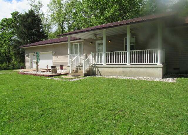 Property at 7210 Newkirk Rd, Mountain Grove, MO 65711, 3 beds, 2 baths