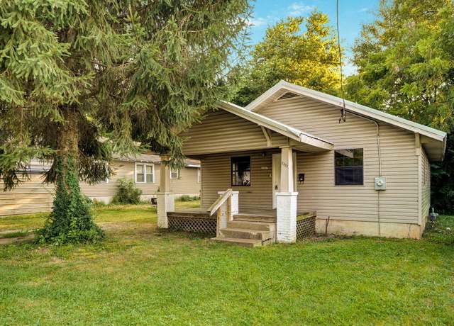 Property at 2327 N Travis Ave, Springfield, MO 65803, 2 beds, 1 bath