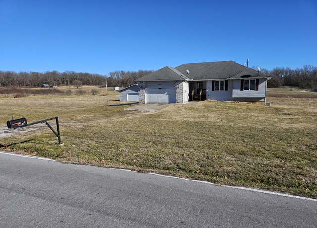 Property at 636 S Farm Road 89, Springfield, MO 65802, 3 beds, 2 baths
