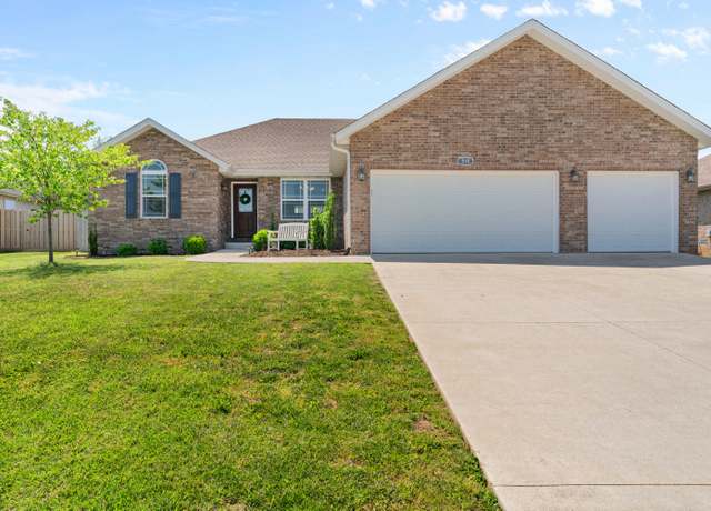 Property at 518 E Logan St, Willard, MO 65781, 4 beds, 2 baths