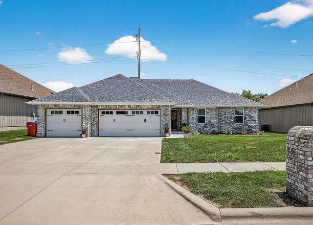 Property at 3670 N Huntington Ave, Springfield, MO 65803, 4 beds, 2 baths