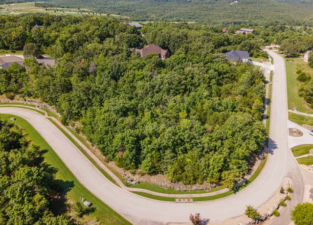 Property at 165 Forest Oak Dr, Hollister, MO 65672
