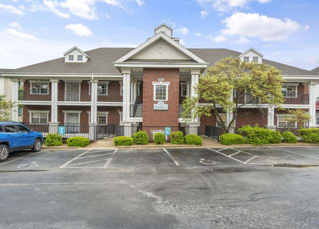 Property at 2800 Green Mountain Drive Dr #131, Branson, MO 65616, 3 beds, 3 baths