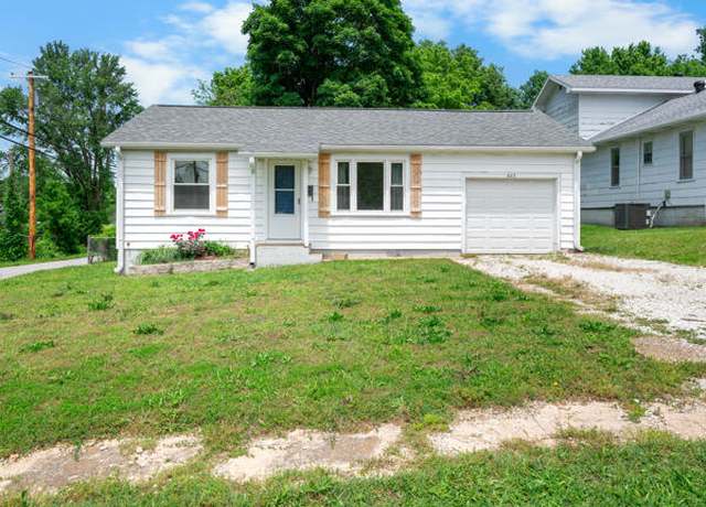 Property at 603 E Maupin St, Bolivar, MO 65613, 2 beds, 1 bath