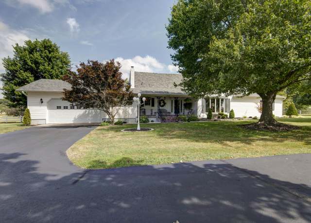 Property at 1568 Glossip Ave, Highlandville, MO 65669, 3 beds, 2.5 baths
