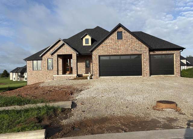 Property at 5502 E Cavalcade Ln, Springfield, MO 65802, 5 beds, 3.5 baths
