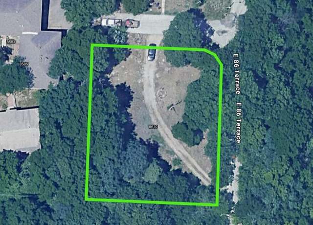 Property at 8610 Harrison St, Kansas, MO 64131