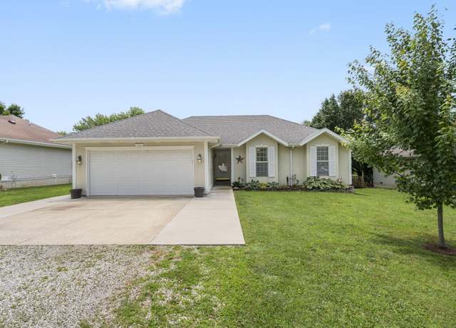 Property at 112 W Nixon Dr, Strafford, MO 65757, 3 beds, 2 baths